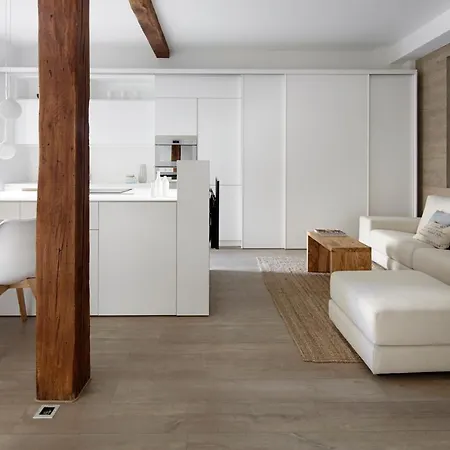 Апартаменти Luna By Feelfree